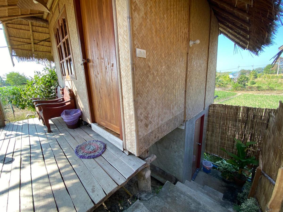 Bantaphan Homestay Nan Exterior foto